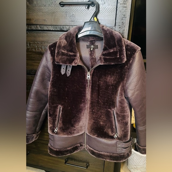 Jacket - Picture 9 of 13